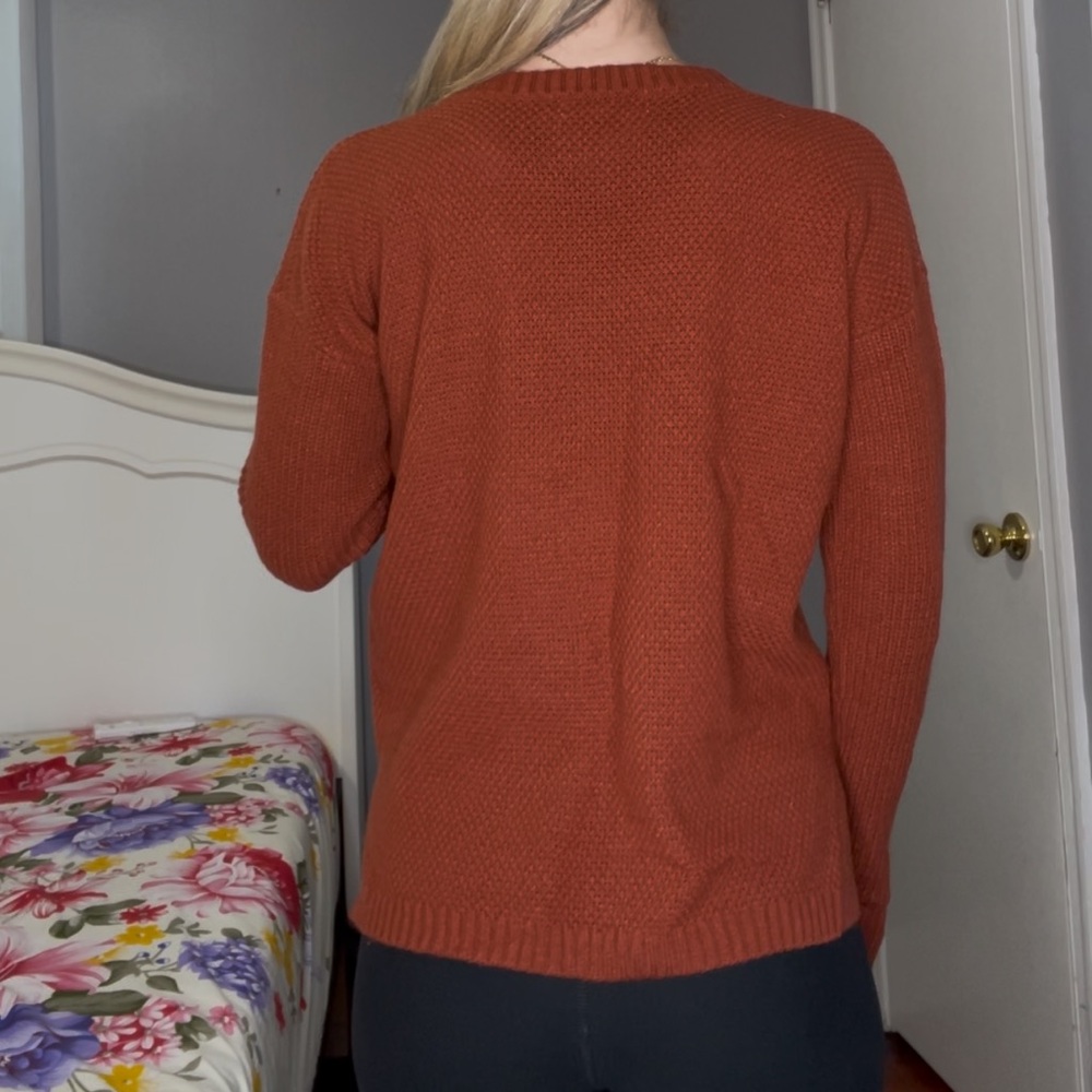 Sweater - Picture 7 of 7